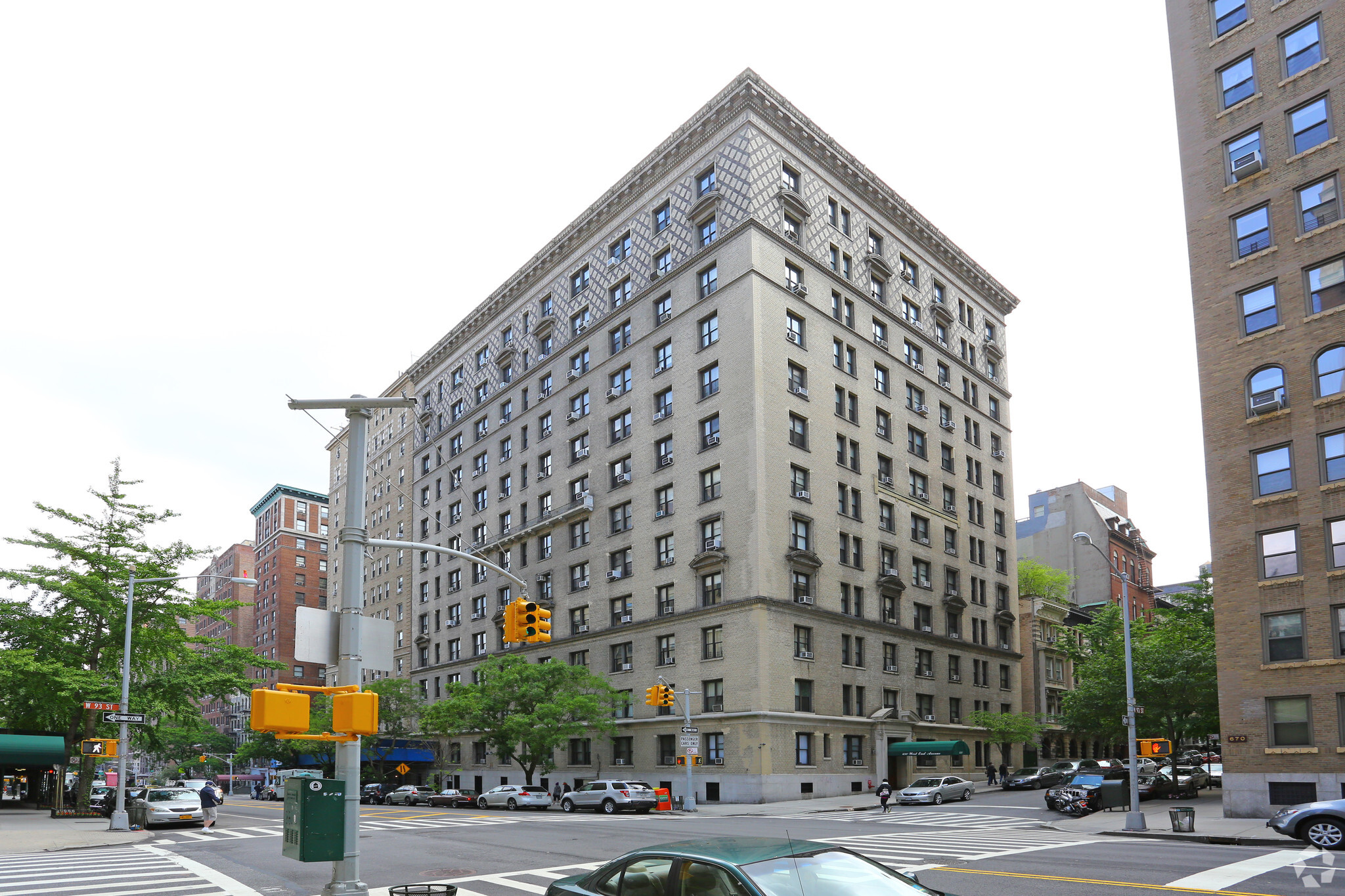 680 West End Ave, New York, NY for Rent