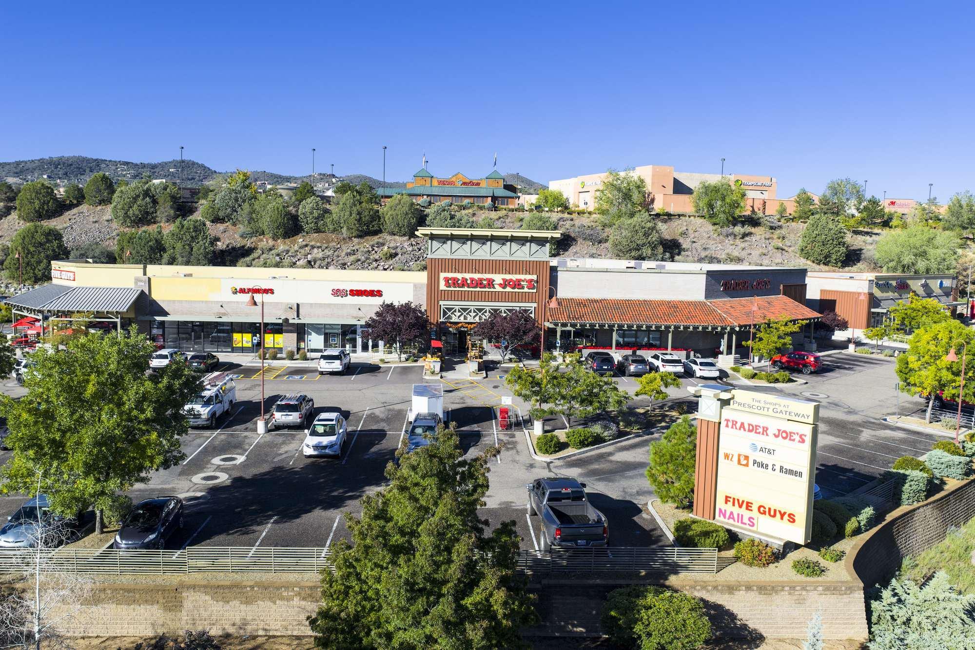 SWC Hwy 69 & Lee Blvd, Prescott, AZ for Rent