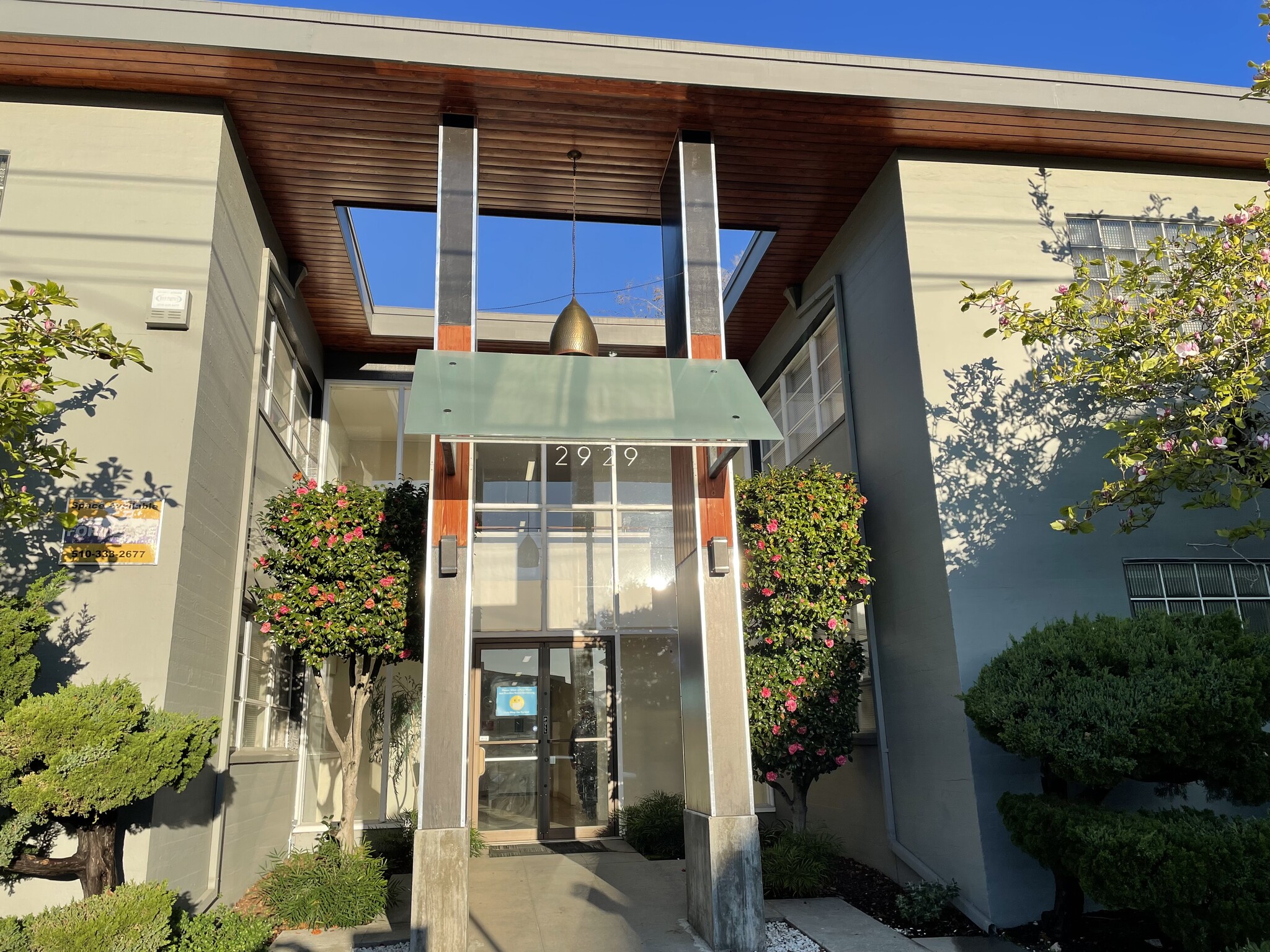 2929 Summit St, Oakland, CA for Rent