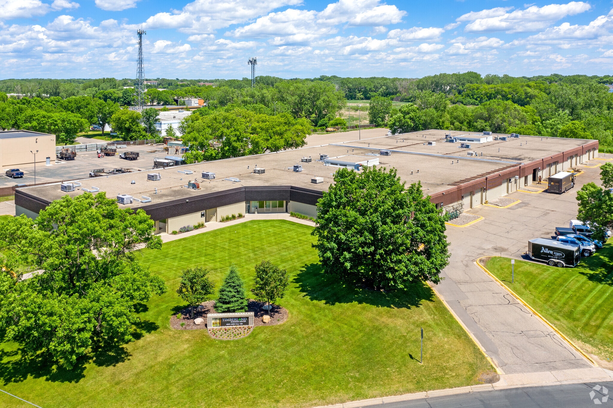 49204980 Highway 169 N New Hope, MN 55428 Flex Property for Lease on