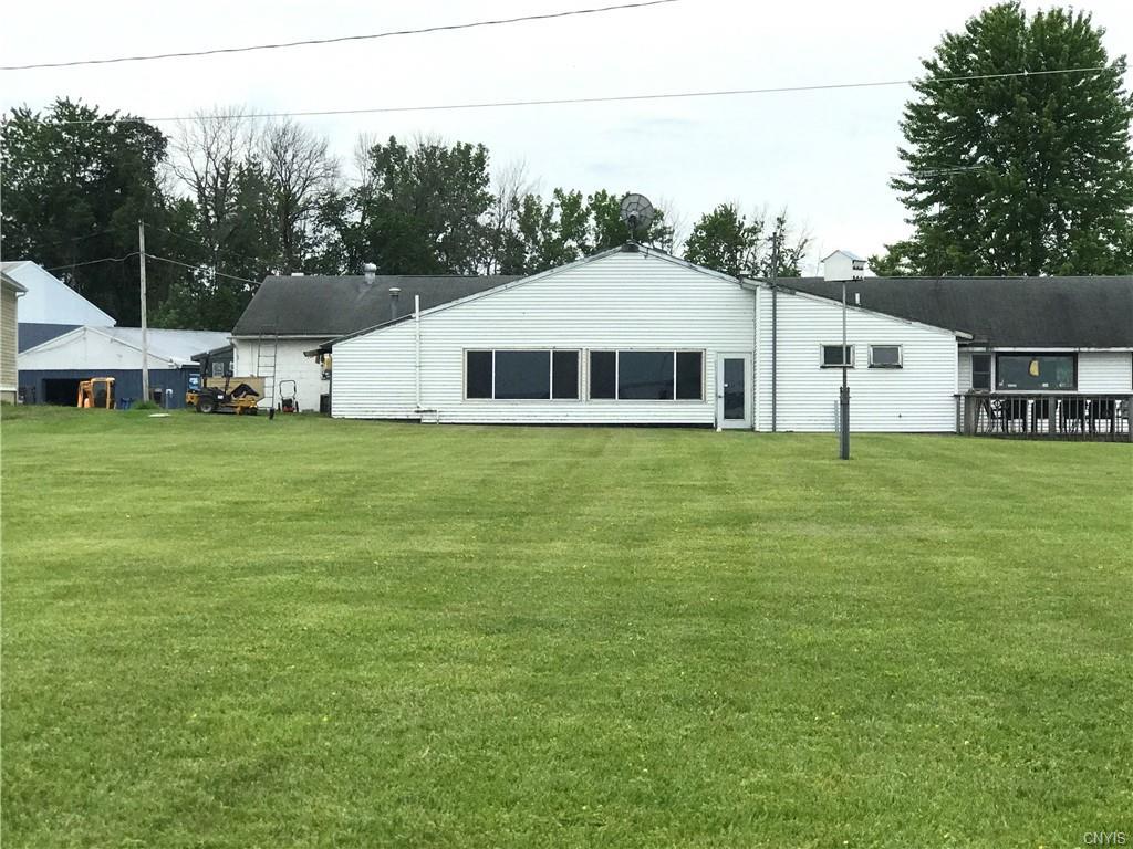 303 Barrett Ln, Bridgeport, NY for Sale