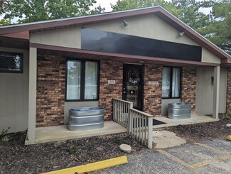 Charleston, IL Retail - 1820 McKinley Ave