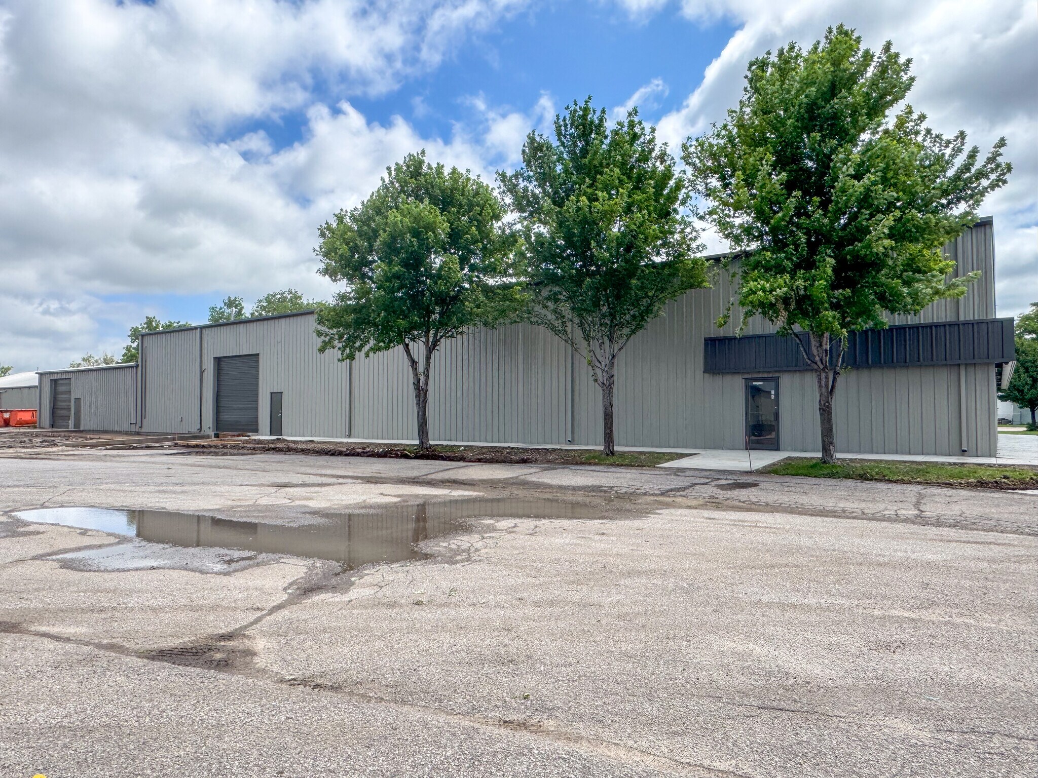 1220 E 37th St N, Wichita, KS for Rent