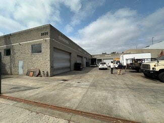 Los Angeles, CA Industrial - 2528 N San Fernando Rd