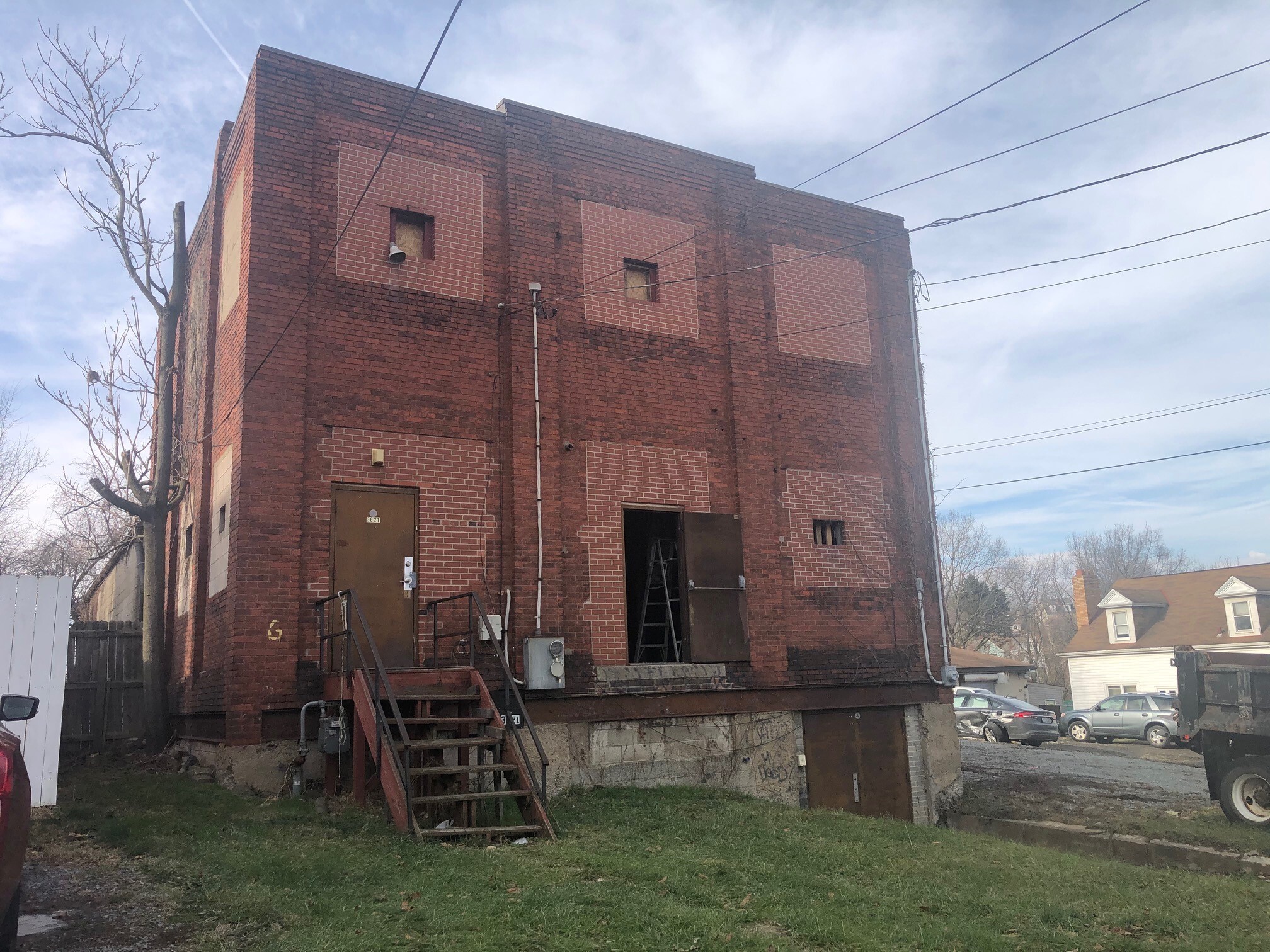 3621 Mexico St, Pittsburgh, PA for Sale