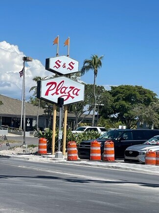 Bradenton Beach, FL Retail - 5334 Gulf Dr