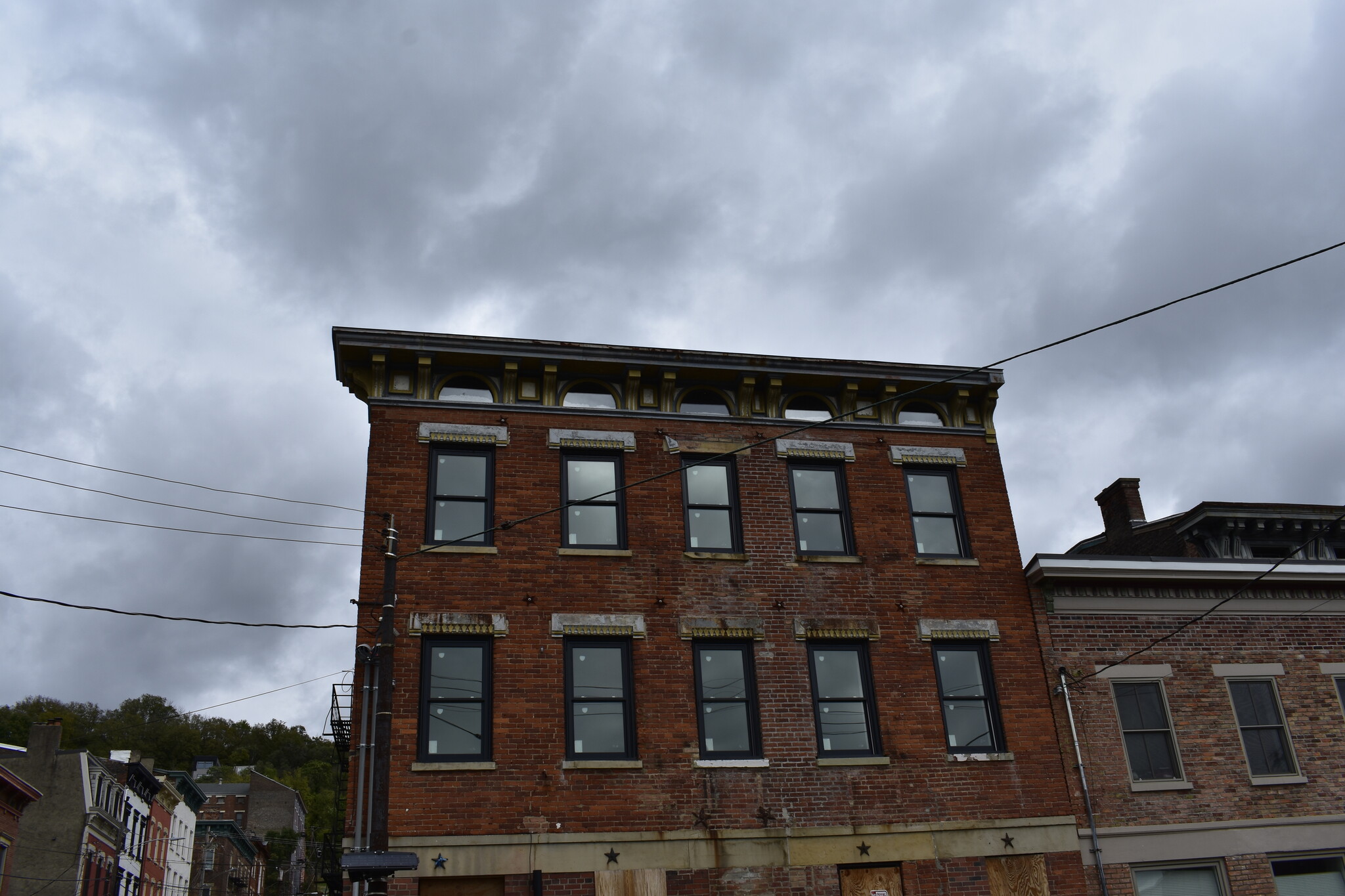 100 E McMicken Ave, Cincinnati, OH for Sale