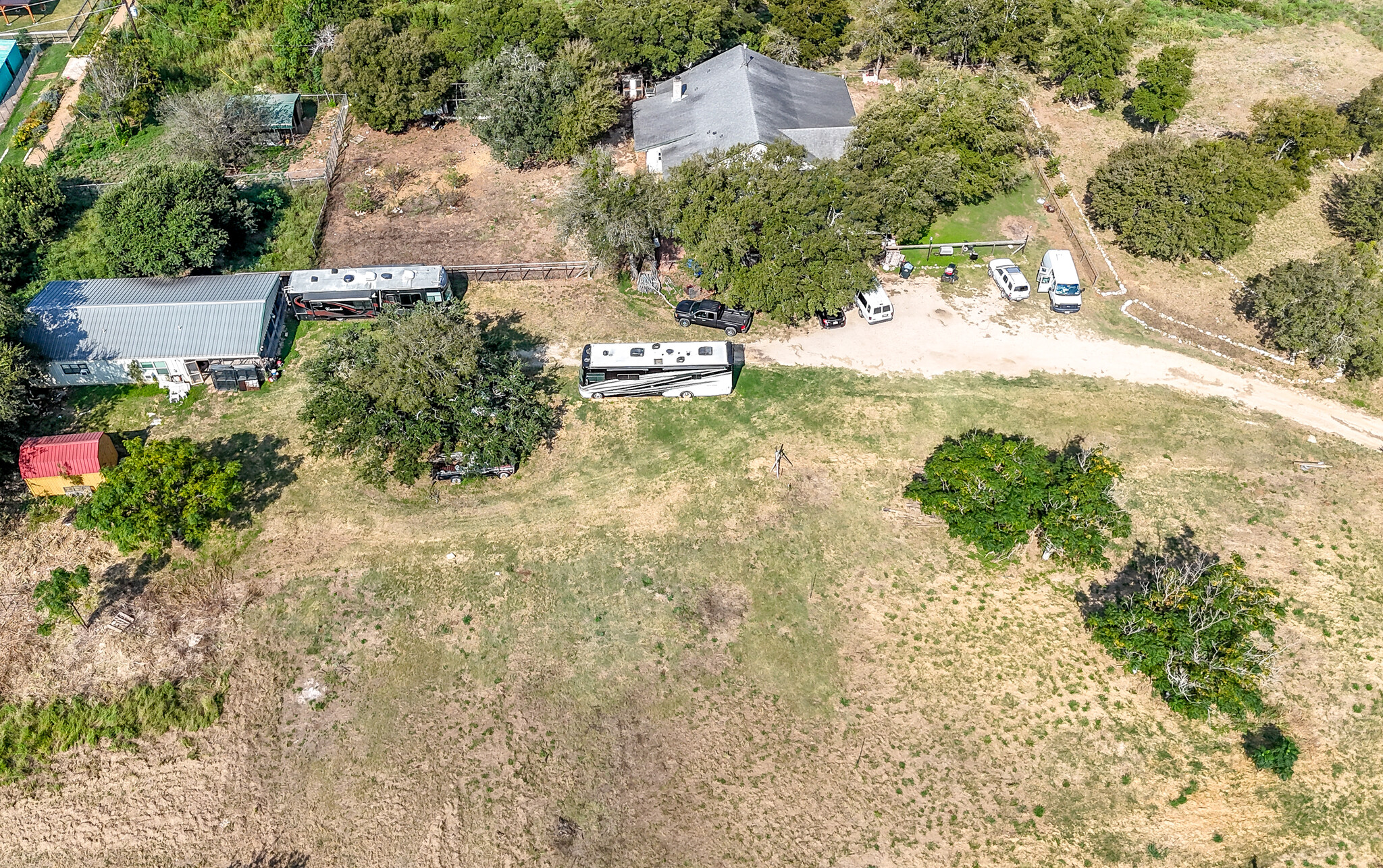 1305 Old Black Colony Rd, Buda, TX for Sale