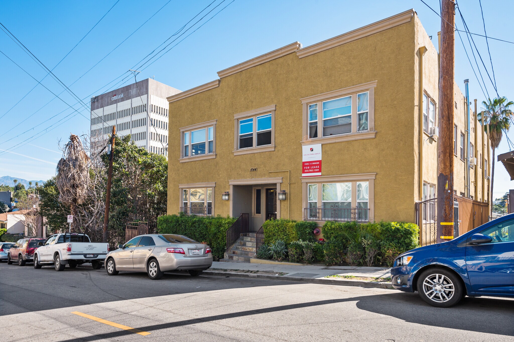 1044 N Bonnie Brae St, Los Angeles, CA for Sale