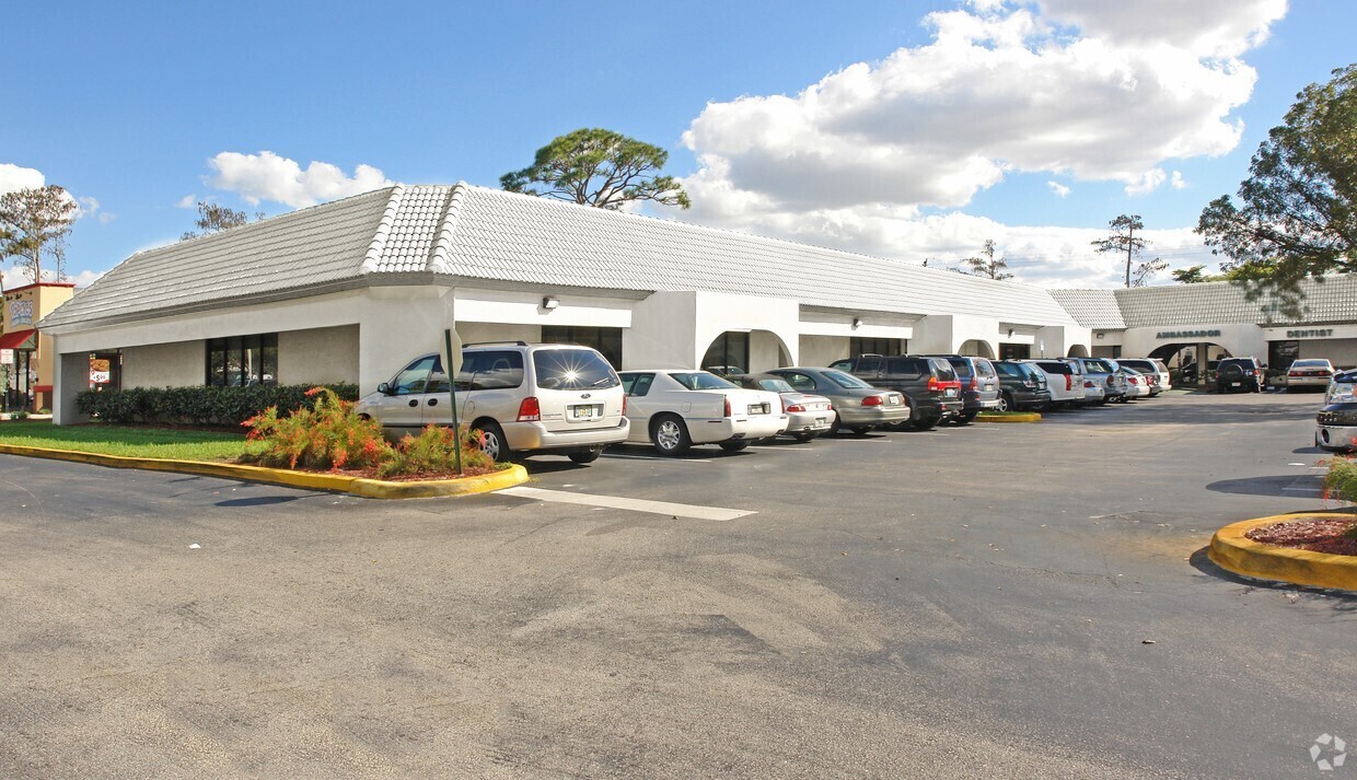 7100 W Commercial Blvd, Lauderhill, FL for Rent