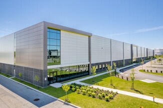 Beauharnois, QC Industrial - 811-900 Rue Turnbull