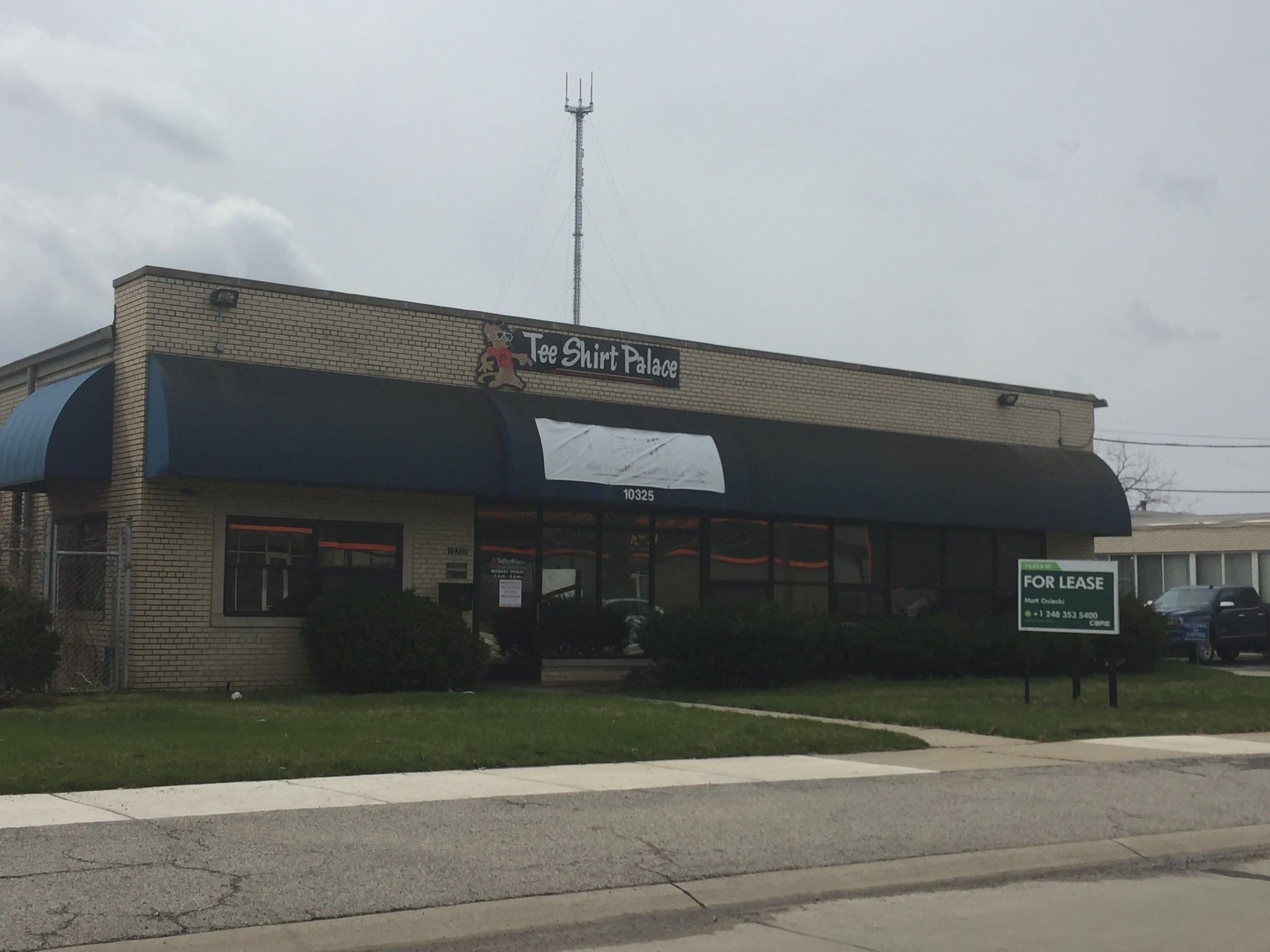 10325 Capital St, Oak Park, MI for Rent