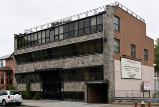 Bayside, NY Medical - 42-21-42-23 Francis Lewis Blvd
