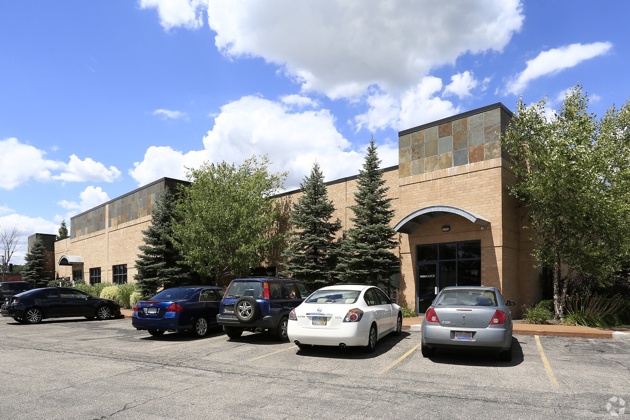 31875 Solon Rd, Solon, OH for Rent