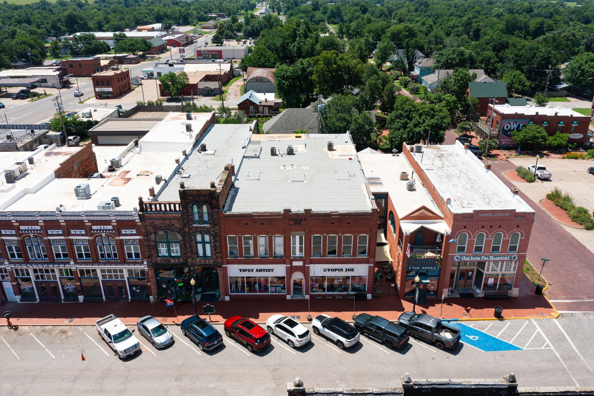 117 W Harrison Ave, Guthrie, OK for Sale