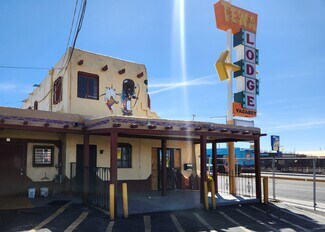 Albuquerque, NM Hospitality - 5715 Central Ave NE