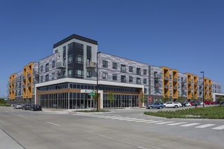 Kansas City, MO Apartments - 1000 Berkley Pky