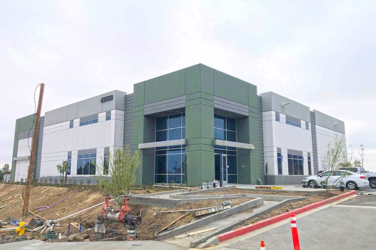 Avenida Alvarado & Tierra Alta Way Temecula, CA 92590 Industrial Park