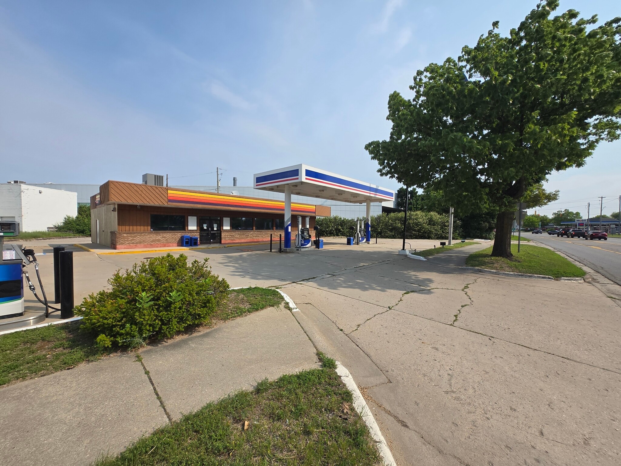 1505 Bridge St, Charlevoix, MI for Sale