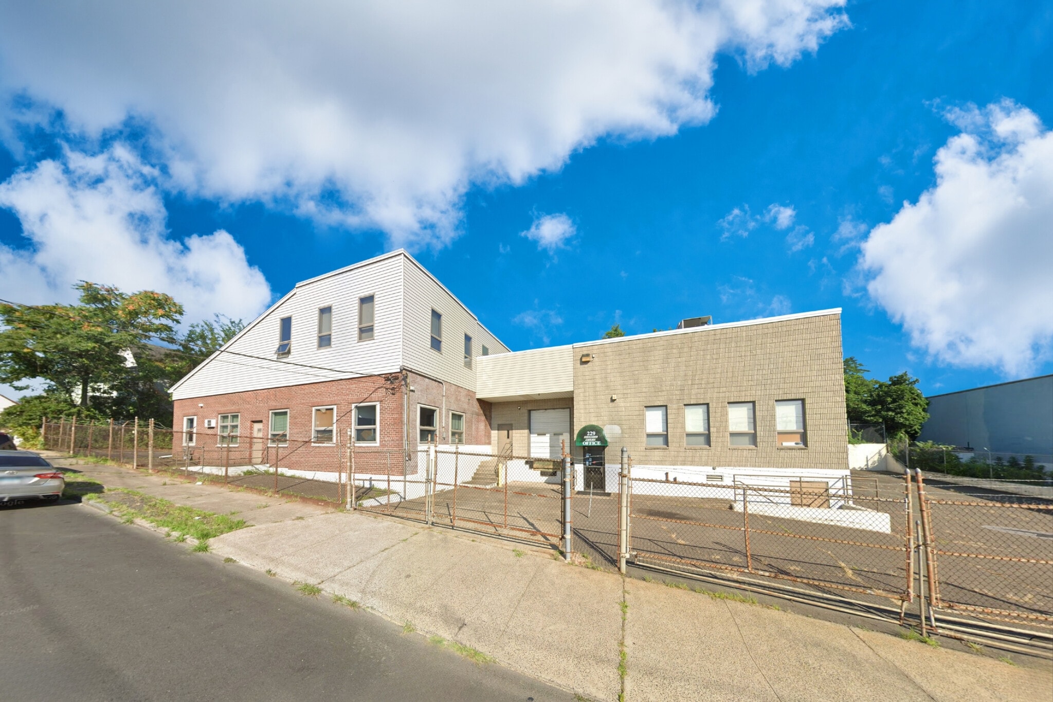 229-261 Merriam St, Bridgeport, CT for Rent