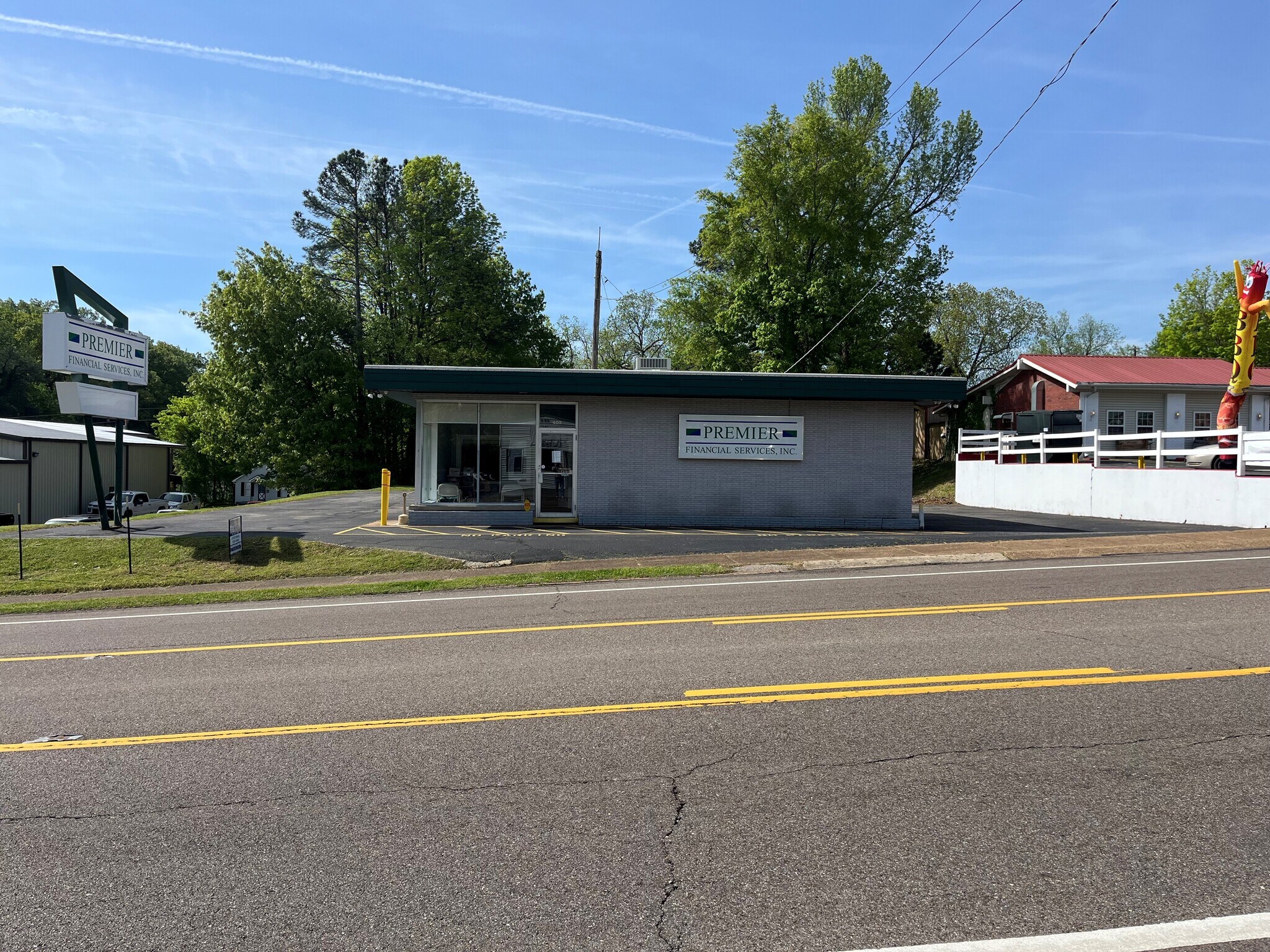 403 E Wood St, Paris, TN for Rent