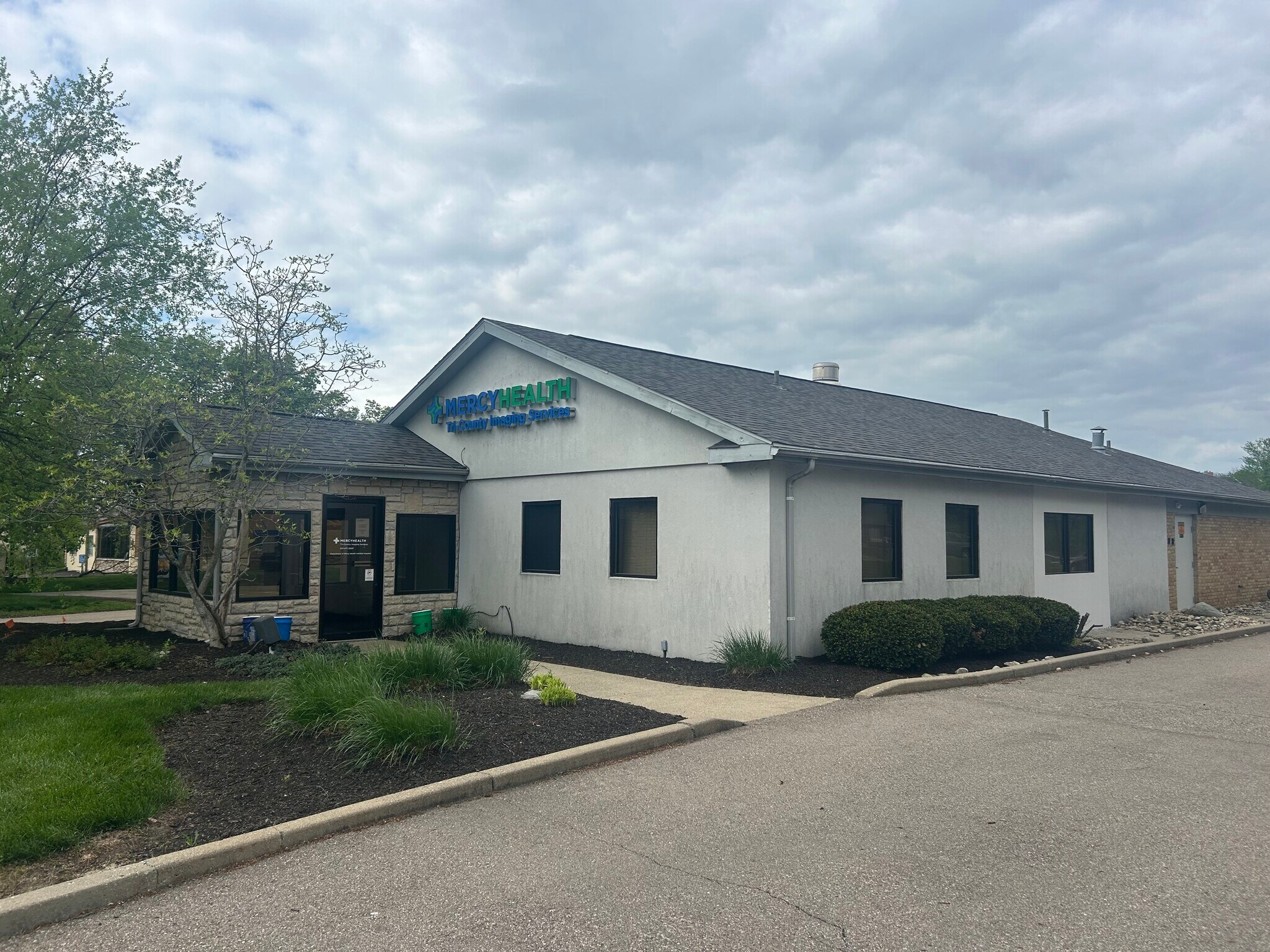 12037 Sheraton Ln, Cincinnati, OH for Sale