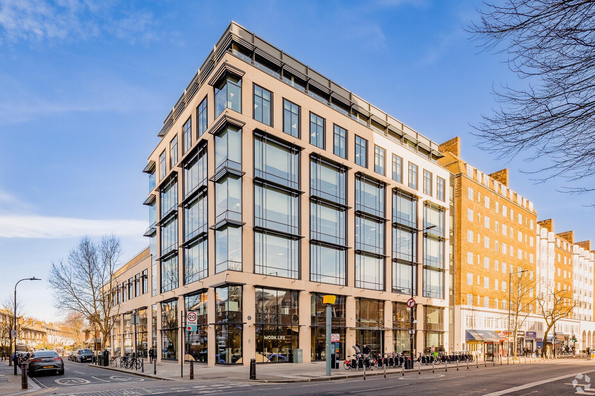 174 Hammersmith Rd, London, LND for Rent