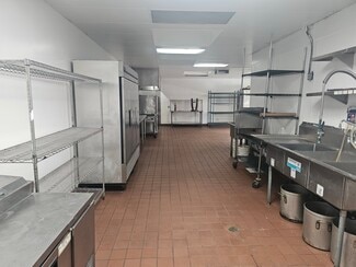 Los Angeles, CA Industrial - 3048 Fletcher Dr