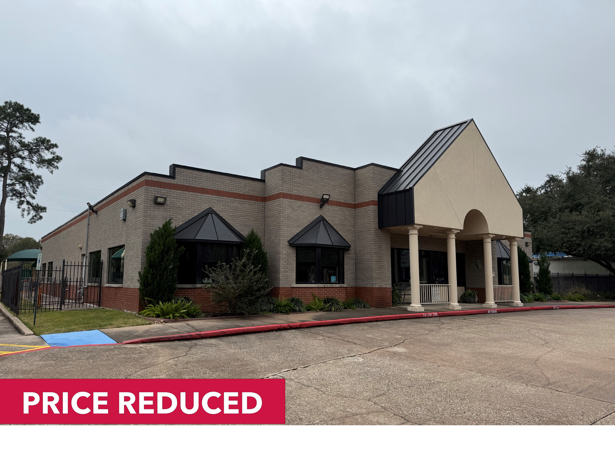 16715 Champions Dr, Spring, TX for Sale