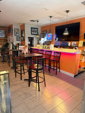 Fort Pierce, FL Retail - 1410-1412 N 25th St