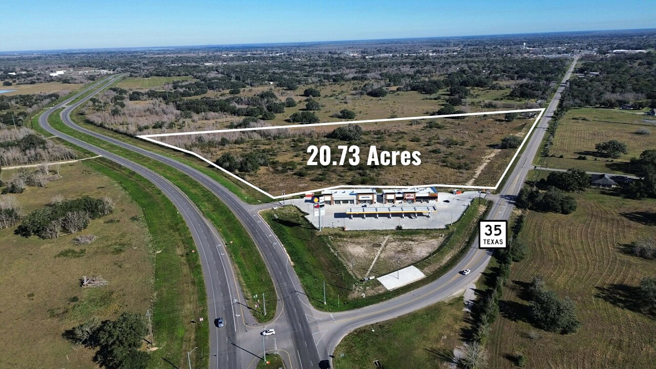 17930 -C Texas 35, West Columbia, TX for Sale
