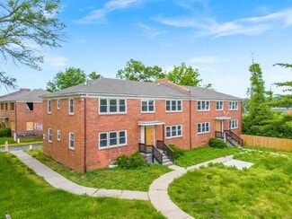 Kansas City, MO Apartments - 3000 E 49th St