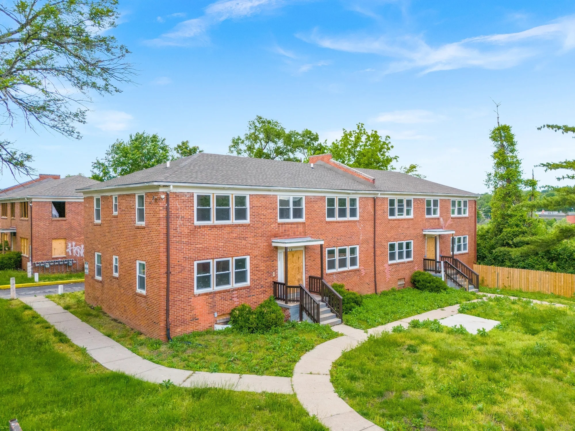 3000 E 49th St, Kansas City, MO for Sale