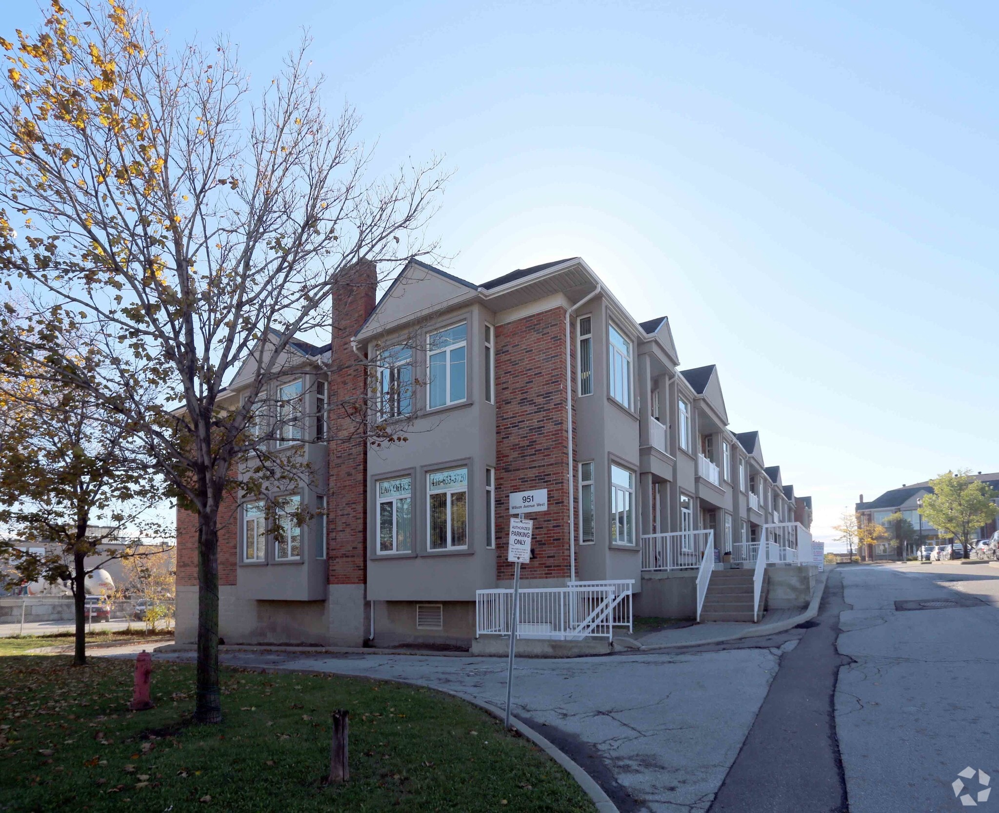 951 Wilson Ave, Toronto, ON for Rent