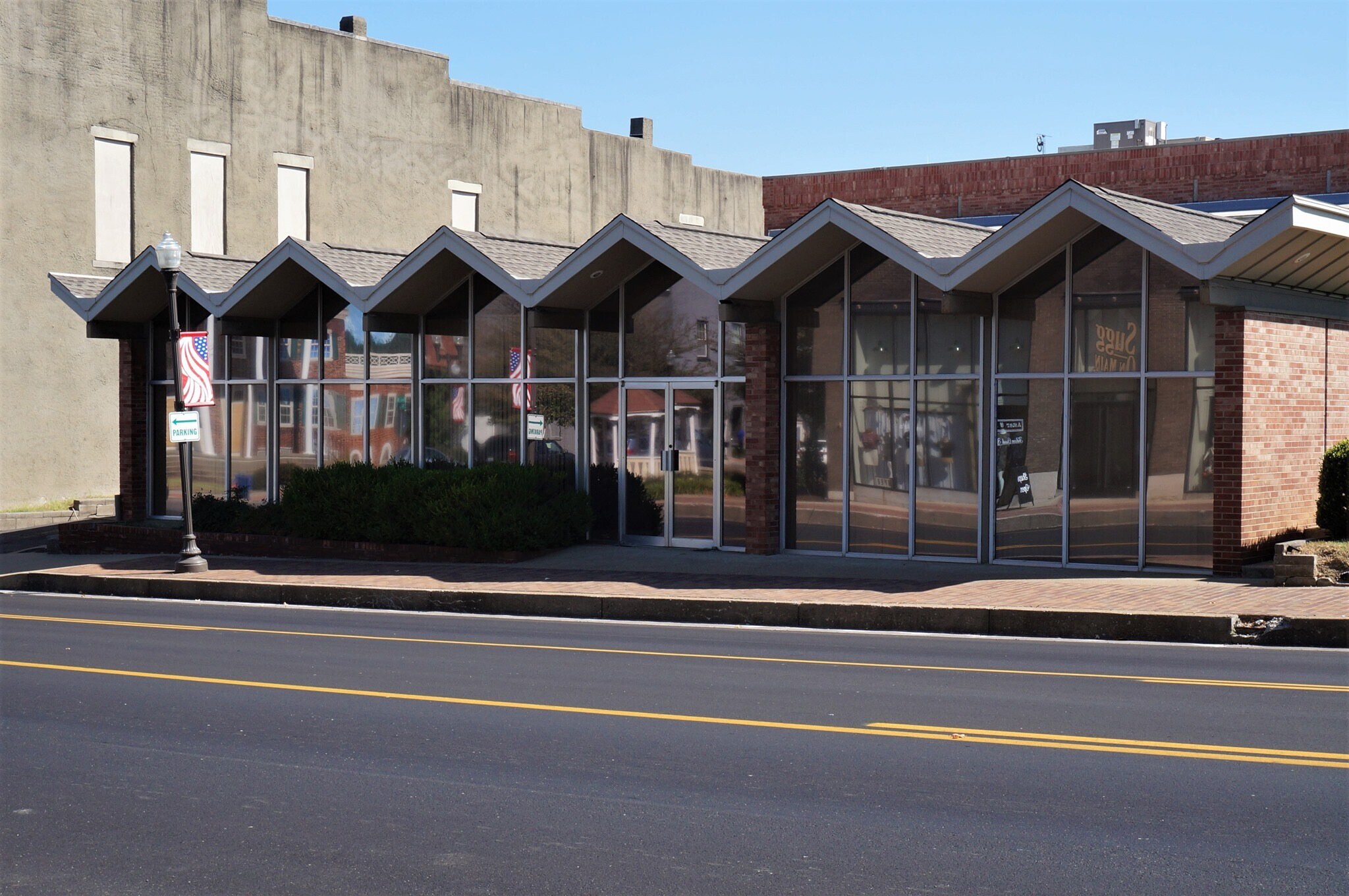 108 S Main St, Madisonville, KY for Sale
