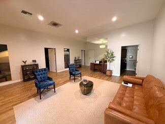 Valencia, CA Office/Medical - 27734 Avenue Scott