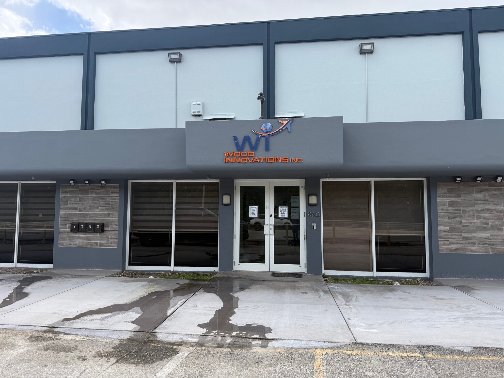 960 W 84th St, Hialeah, FL for Rent
