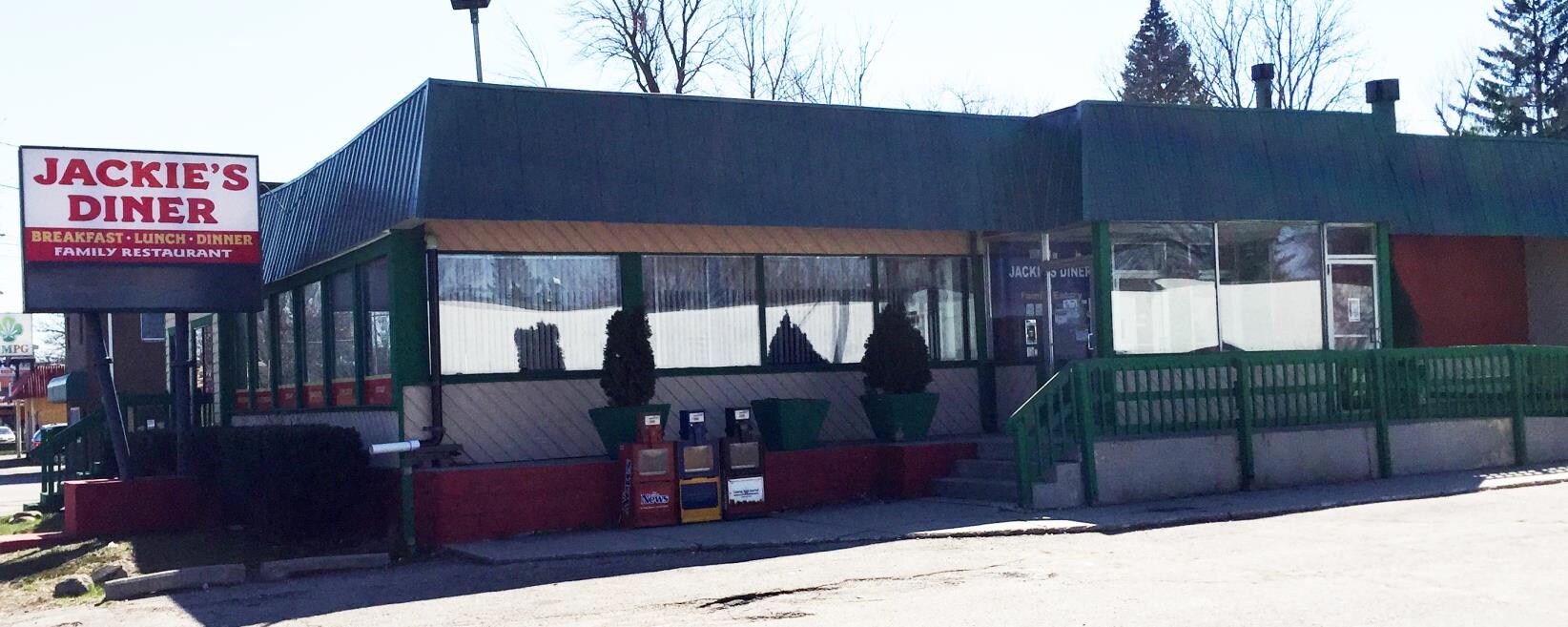 3812 S Martin Luther King Jr Blvd, Lansing, MI for Rent