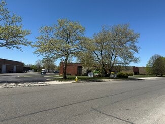 Deer Park, NY Warehouse - 87 E Jefryn Blvd Deer Park, NY Warehouse - 87 E Jefryn Blvd