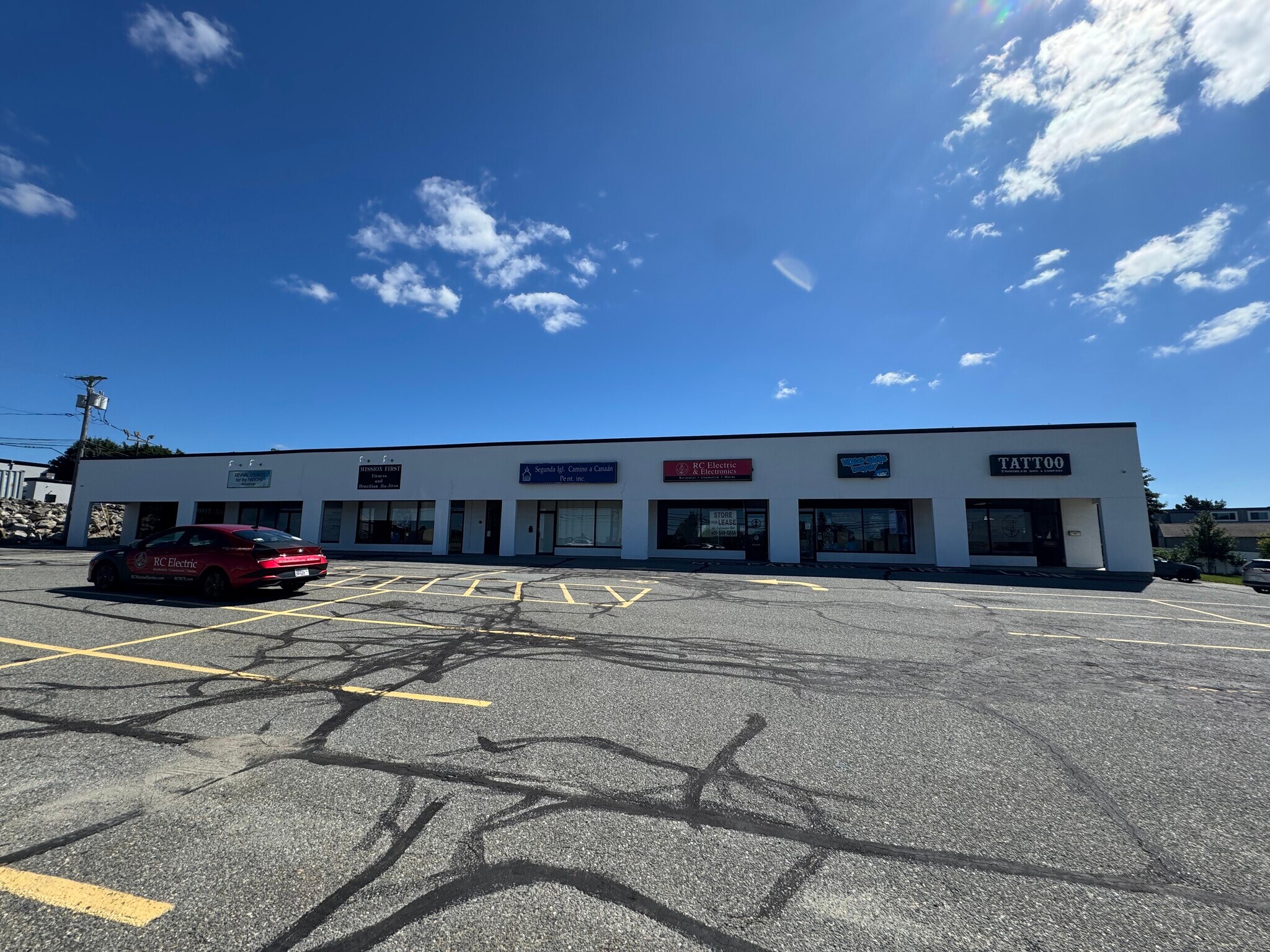 999 W Main Rd, Middletown, RI for Rent