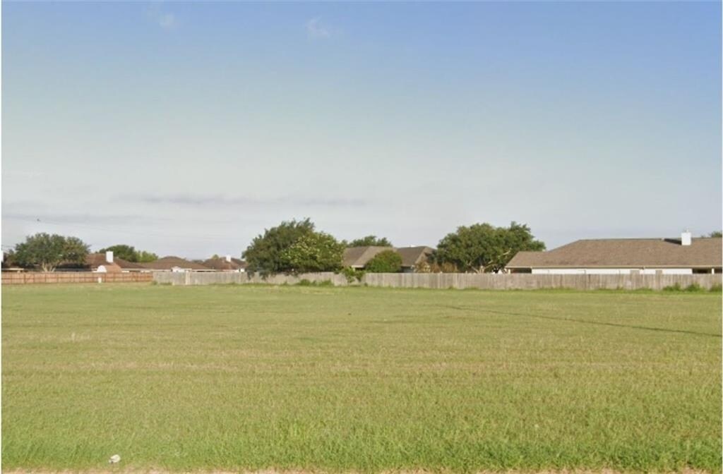 6657 Downing St, Corpus Christi, TX for Sale