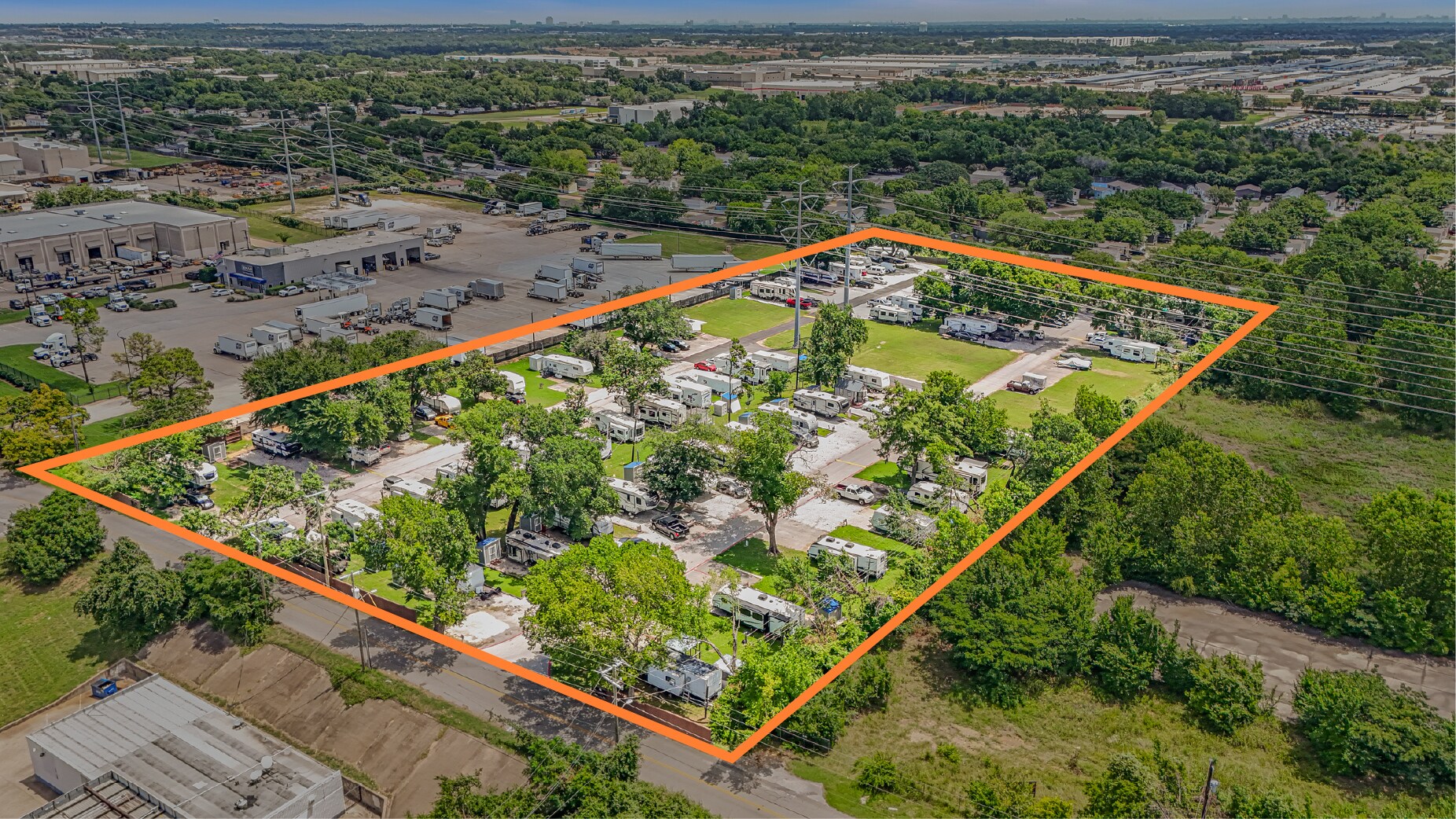 2905 Oakdale rd, Grand Prairie, TX for Sale
