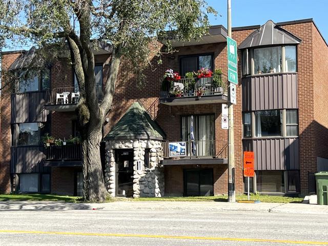 9700 Rue Notre-Dame E, Montréal, QC for Sale