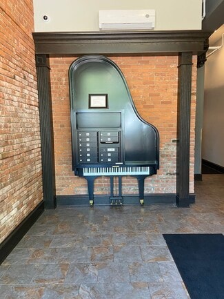 Cleveland, OH Apartments - 1224 Huron Rd E