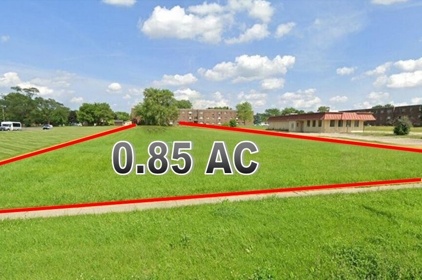 2022 N Seminary Ave, Woodstock, IL for Sale
