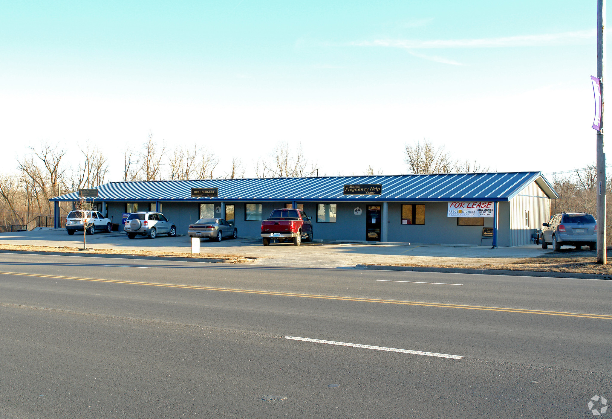 1642-1-1642-3 Main St, Atchison, KS for Rent