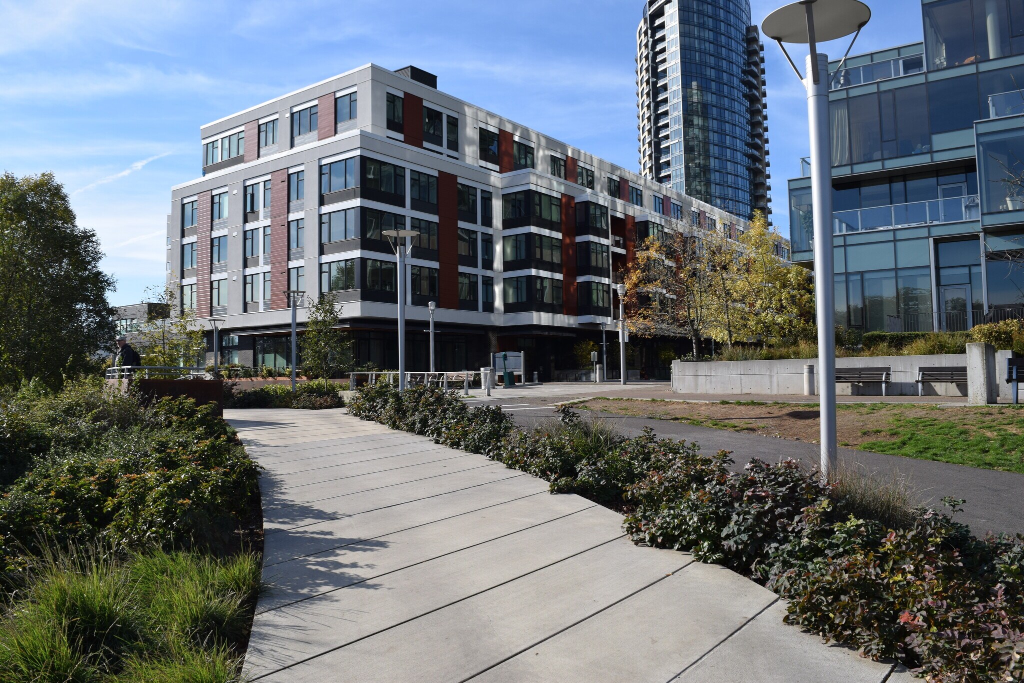 3750 S River Pky, Portland, OR for Rent