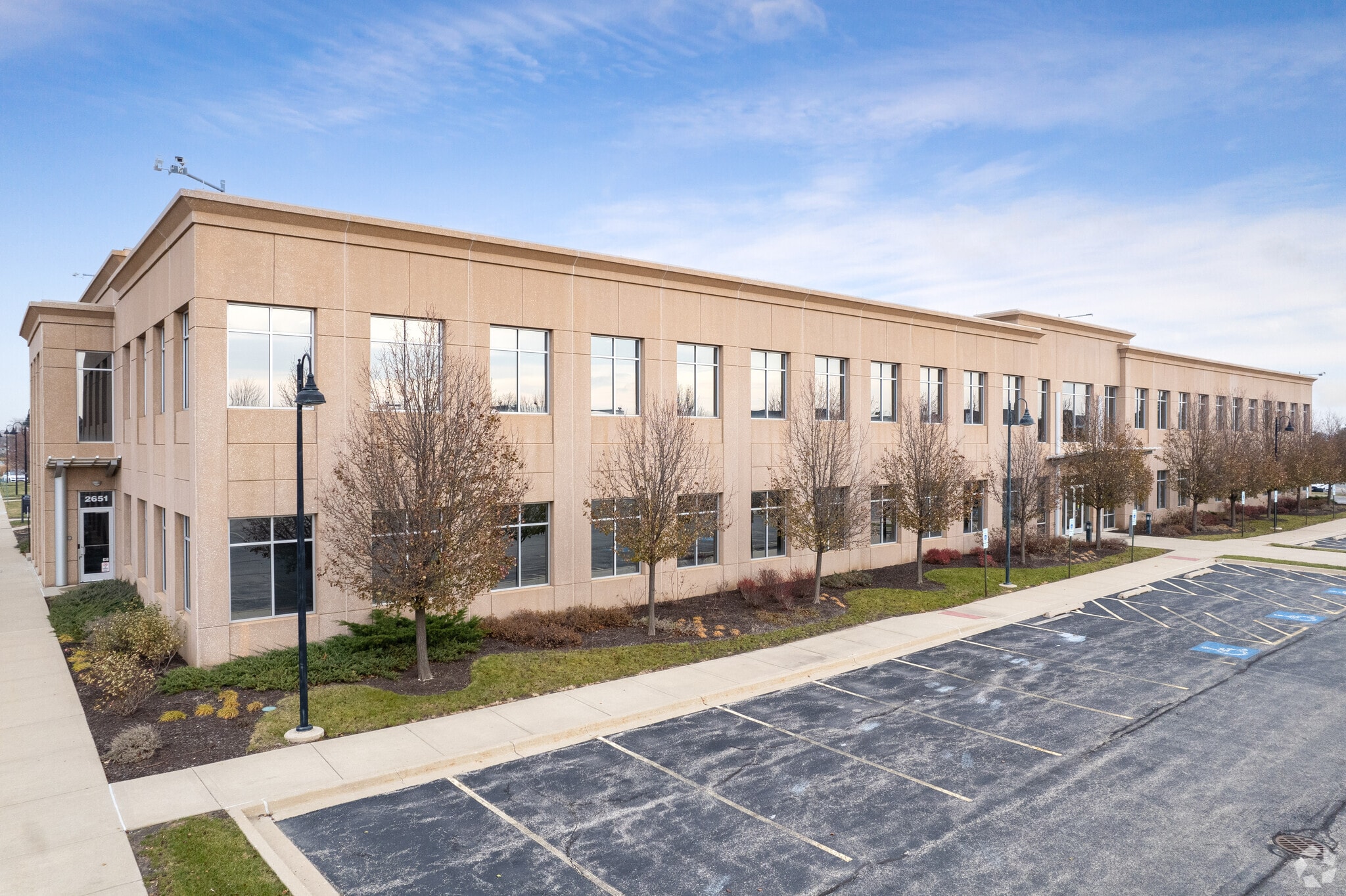 2651 Compass Rd, Glenview, IL for Rent