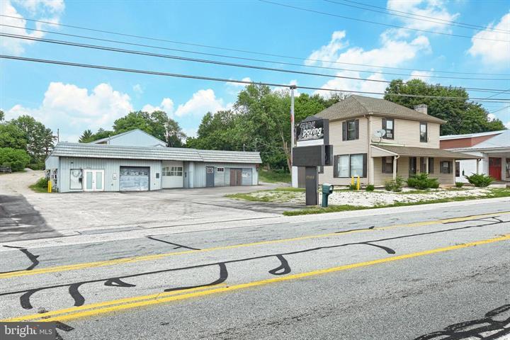 7685 Lincoln Hwy, Abbottstown, PA for Sale