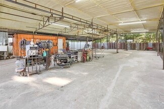 Houston, TX Industrial - 13338 Elderberry Ln